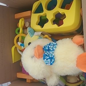 TOYS BUNDLE SOLD AS IS